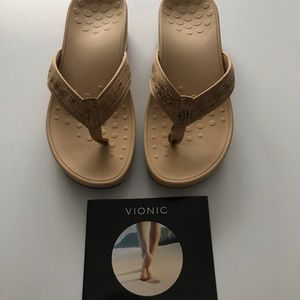 Vionic Pacific High Tide